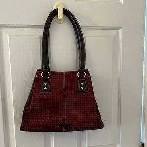 Nine & Co. burgundy Shoulder Bag.